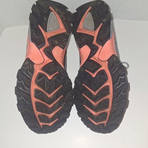 Fila Gray and Black Women's Athletic Shoes - Picture 9 of 9